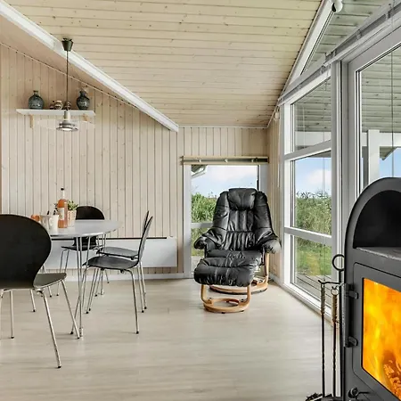 Feriehus In With Sauna Hadsund