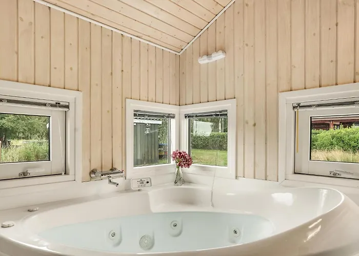 In With Sauna
