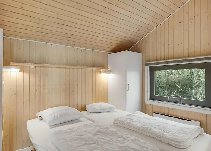 In With Sauna بيت للعطل Hadsund